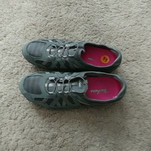 Sketchers shoes. Cleaning out my shoes!